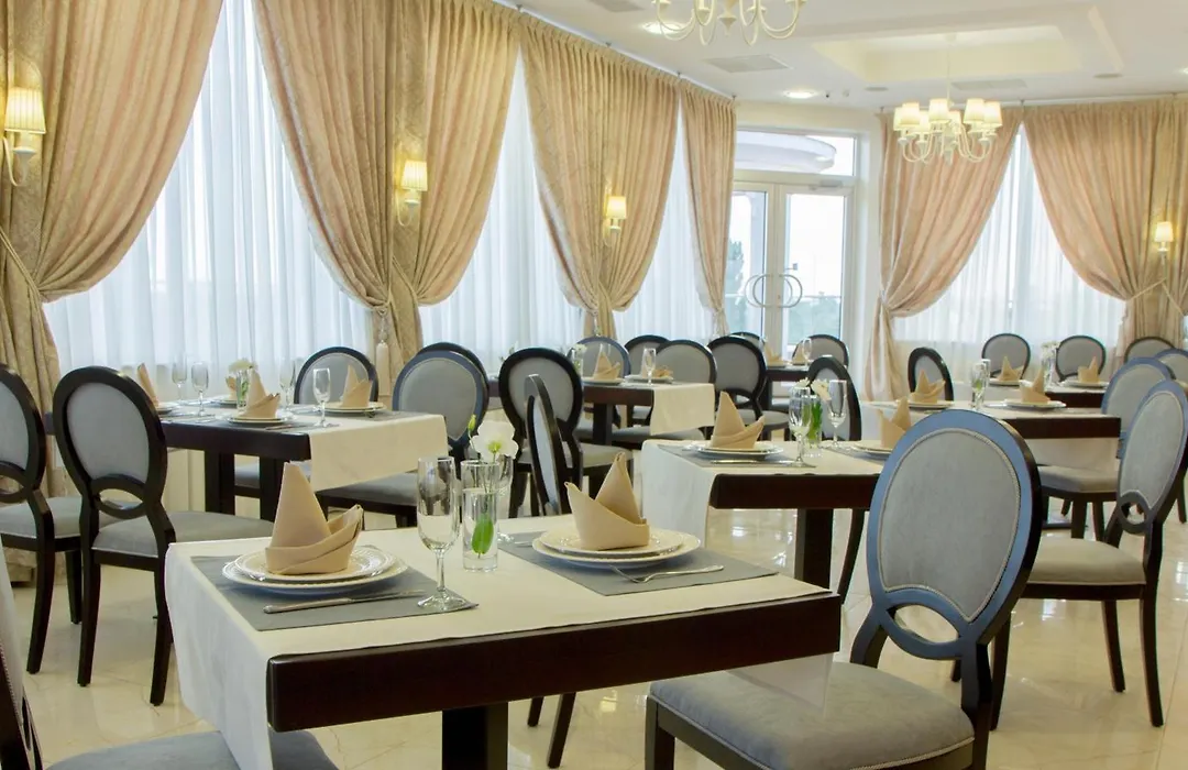 Alarus Luxe Hotel-1